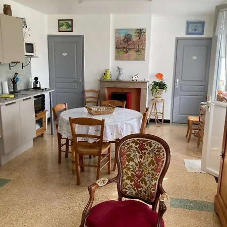 La Source De La Liane